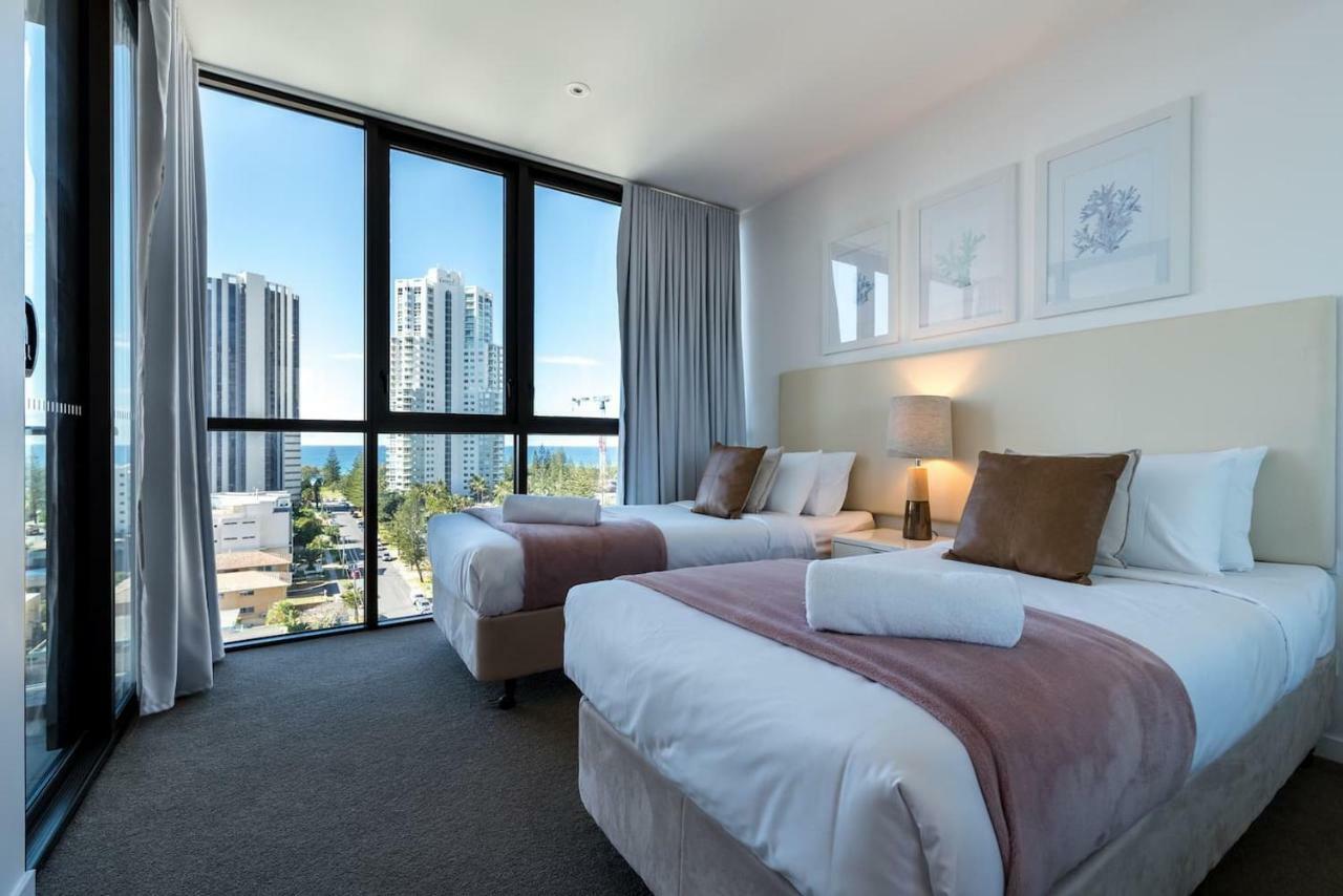 Broadbeach 2 Bedroom Free Wifi, Netflix & Parking Exterior photo